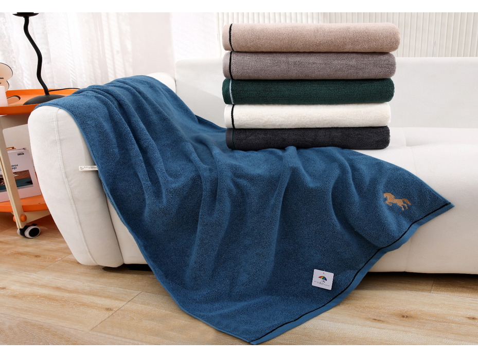 Полотенце 1507545 Символ года Лошадь махровое 90*180 / 7-я