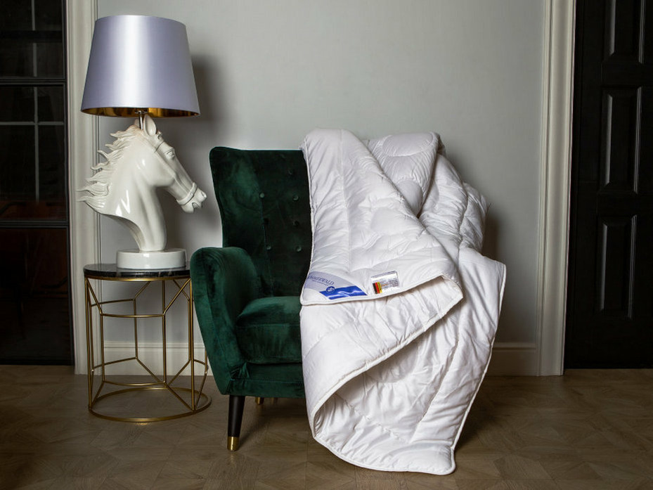 Одеяло 501800-18 овечья шерсть 155*200 / Bohmerwald