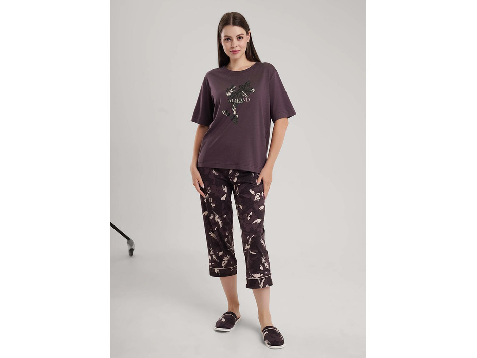 Пижама женская, футболка и капри LP15-1181/1 / Clever