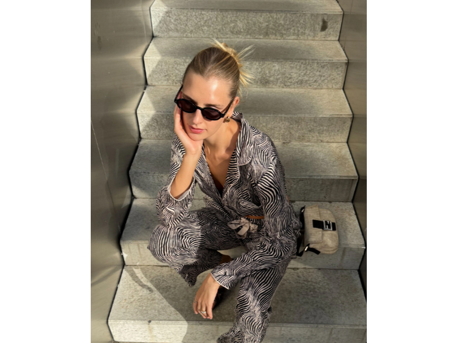 Пижама женская, рубашка и брюки Linna / Aruelle Пижама женская, рубашка и брюки Linna / Aruelle