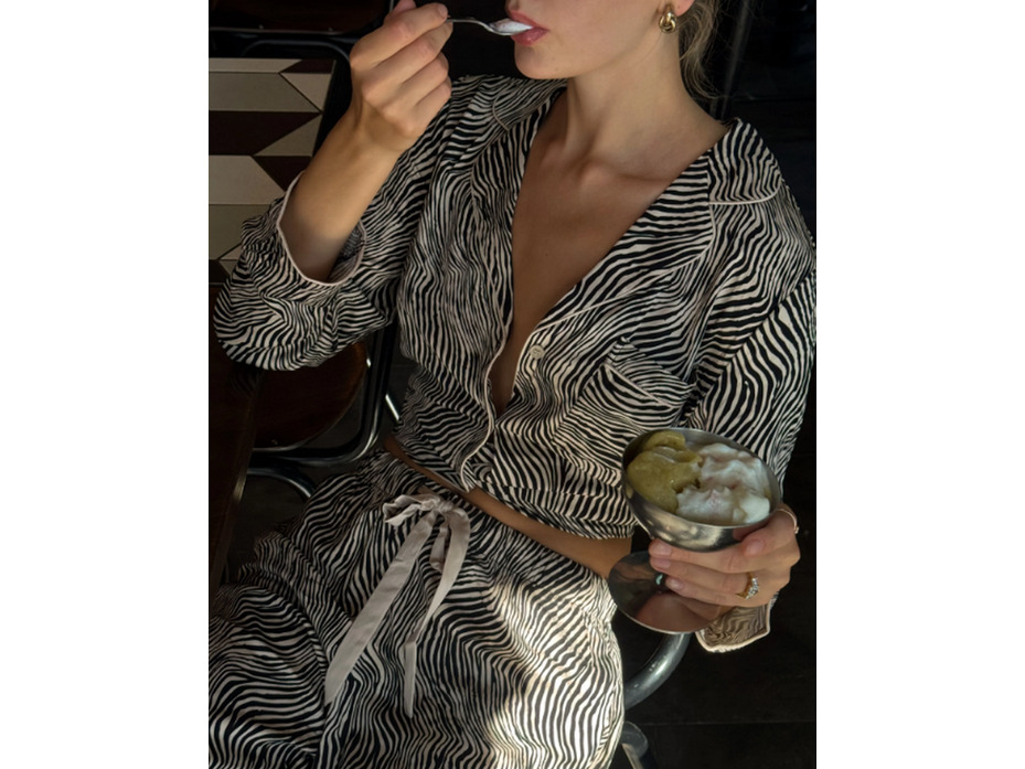 Пижама женская, рубашка и брюки Linna / Aruelle Пижама женская, рубашка и брюки Linna / Aruelle