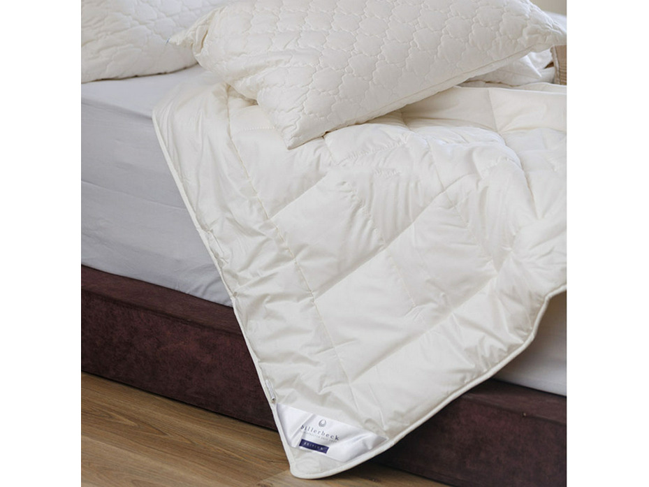 Одеяло 5105447004 Bamboo Superlight бамбуковое волокно 155*220 / Billerbeck