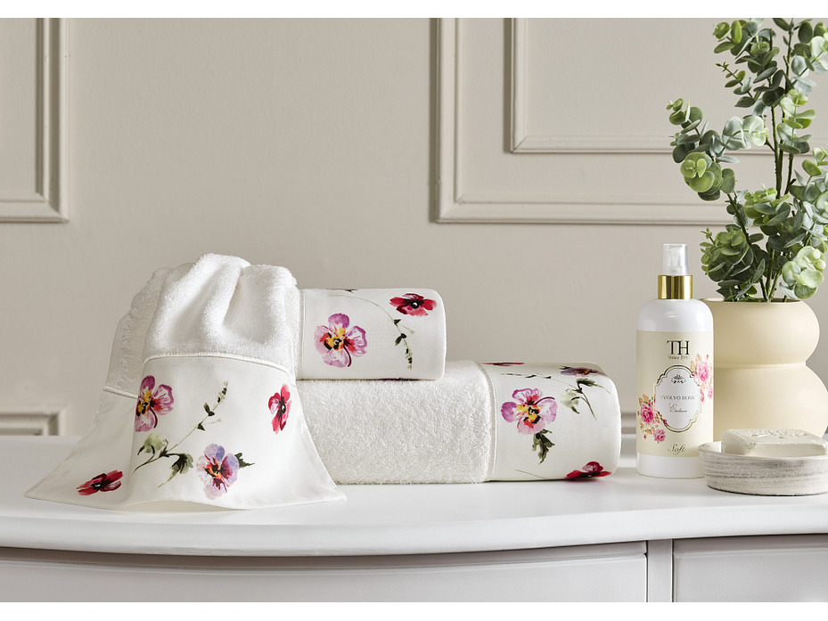 Набор полотенец с ароматизатором Amaro махровые (28*50, 50*100, 75*150) / Tivolyo Home