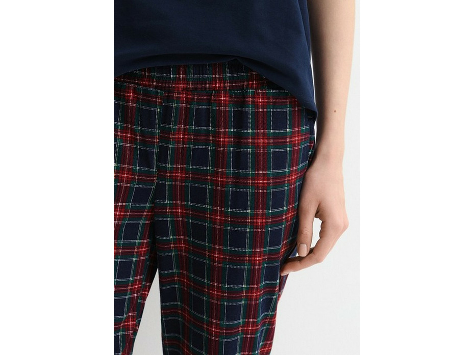 Костюм женский, футболка и брюки 1700 / Cleo Костюм женский, футболка и брюки 1700 / Cleo