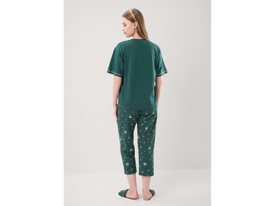 Пижама женская, футболка и капри LP15-1201/1 / Clever Пижама женская, футболка и капри LP15-1201/1 / Clever