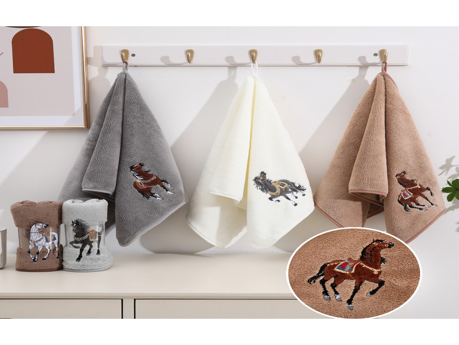 Полотенце 4505788 Символ года Лошадь микрофибра 50*90 / 7-я Полотенце 4505788 Символ года Лошадь микрофибра 50*90 / 7-я