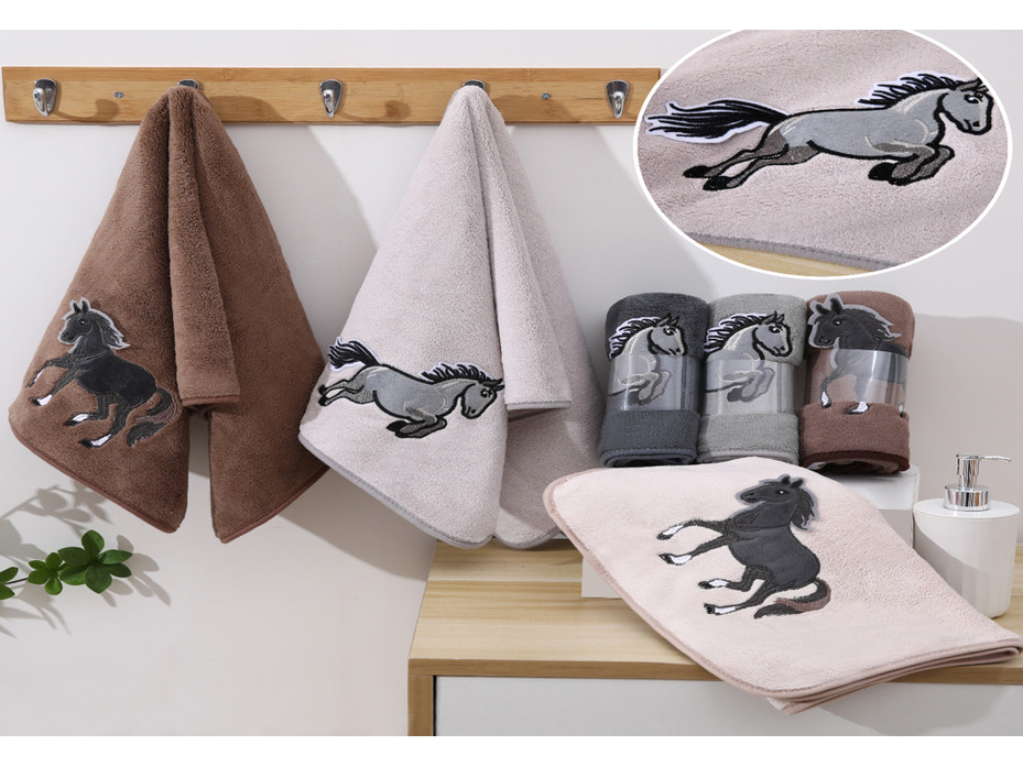 Полотенце 4505784 Символ года Лошадь микрофибра 50*90 / 7-я