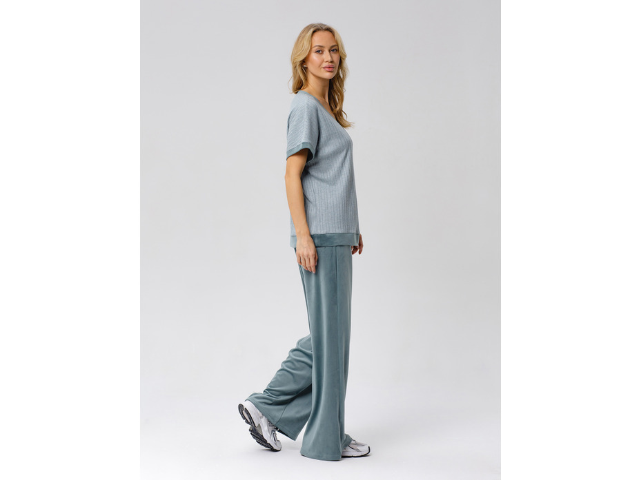 Котюм женский, футболка и брюки 1672/1548 / Дюма Котюм женский, футболка и брюки 1672/1548 / Дюма