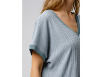 Котюм женский, футболка и брюки 1672/1548 / Дюма Котюм женский, футболка и брюки 1672/1548 / Дюма