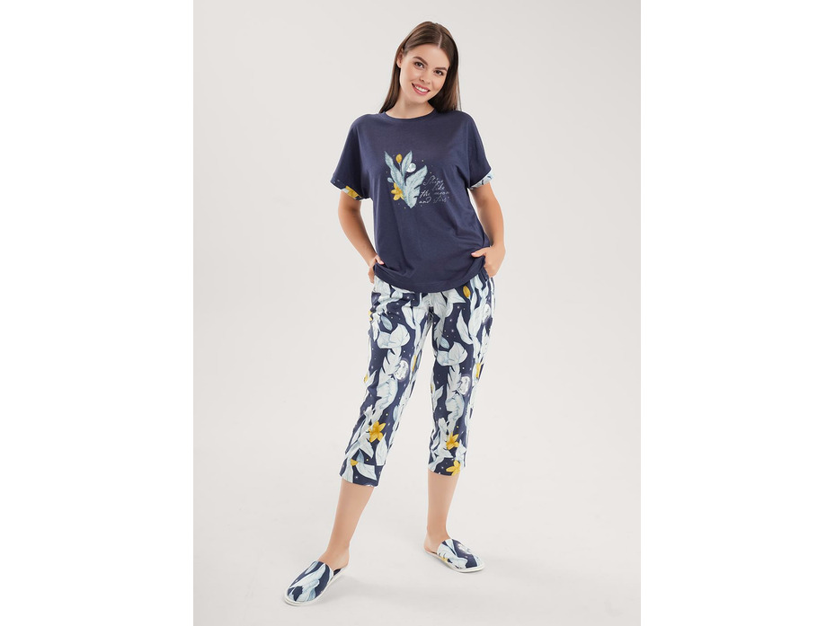 Пижама женская, футболка и капри LP15-1209/1 / Clever