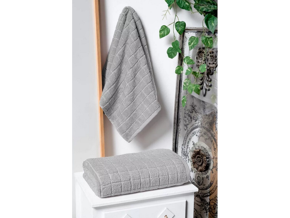 Полотенце Quatro махровое 70*140 / Arya