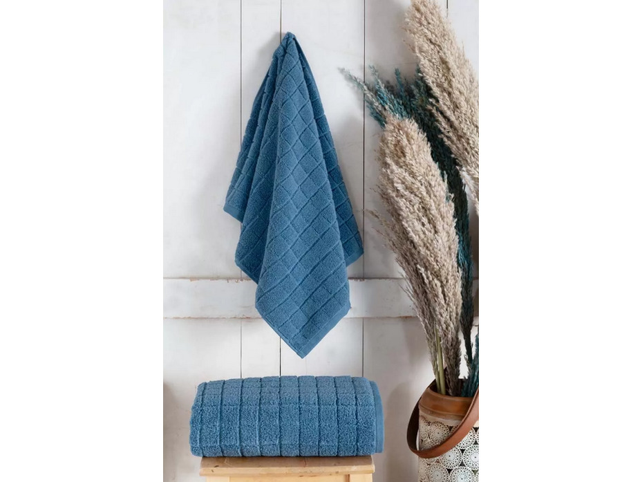 Полотенце Quatro махровое 70*140 / Arya