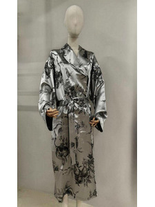 Халат унисекс Гранат серебристый шелковый / Silk Made in Germany