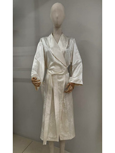 Халат унисекс Вензеля кремовые шелковый / Silk Made in Germany