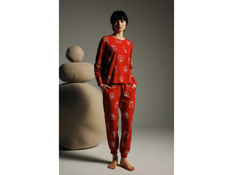 Пижама женская, лонгслив и брюки 62162 Gift / Hays Пижама женская, лонгслив и брюки 62162 Gift / Hays