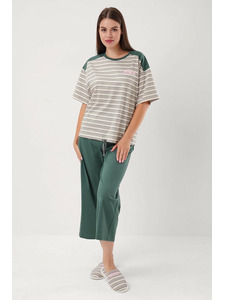 Пижама женская, футболка и капри LP15-1208/2 / Clever