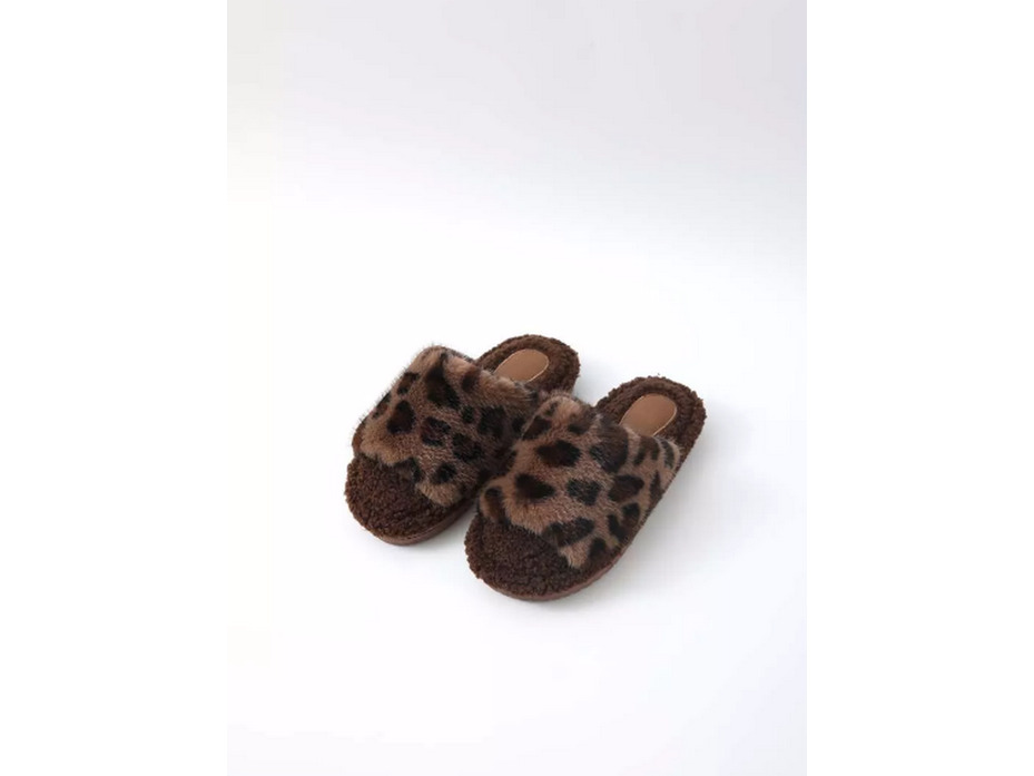 Тапочки женские Wild / Arya