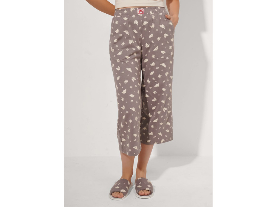 Пижама женская, футболка и капри LP26-1211/2 / Clever Пижама женская, футболка и капри LP26-1211/2 / Clever