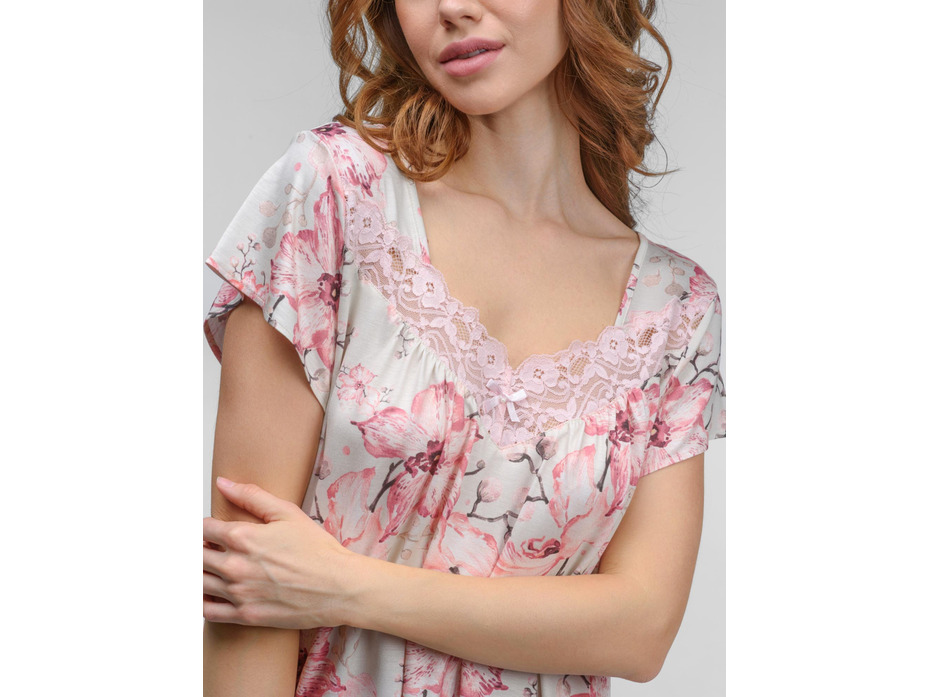 Пижама женская. футболка и капри 1651/548 / Дюма Пижама женская. футболка и капри 1651/548 / Дюма