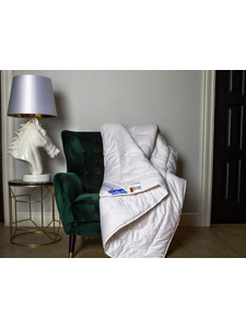 Одеяло 501800-56 овечья шерсть 220*240 / Bohmerwald