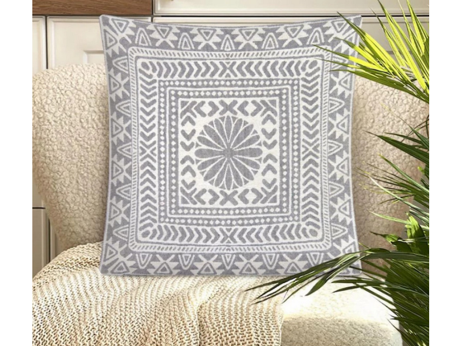 Наволочка декоративная 2412587 Орнамент Центр гобелен 45*45 / Le Gobelin