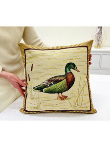 Наволочка декоративная 2521126 Охотничий домик Утка гобелен 44*44 / Le Gobelin