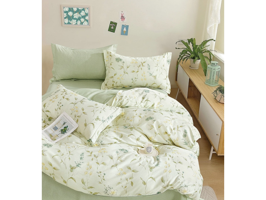 Постельное белье 7598 Цветы сатин 1.5 сп / Tia