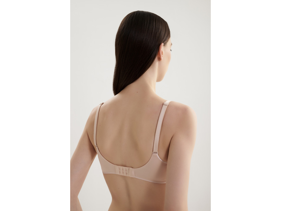 Бюстгальтер C15G60 (01N) Essentiall / Chantelle