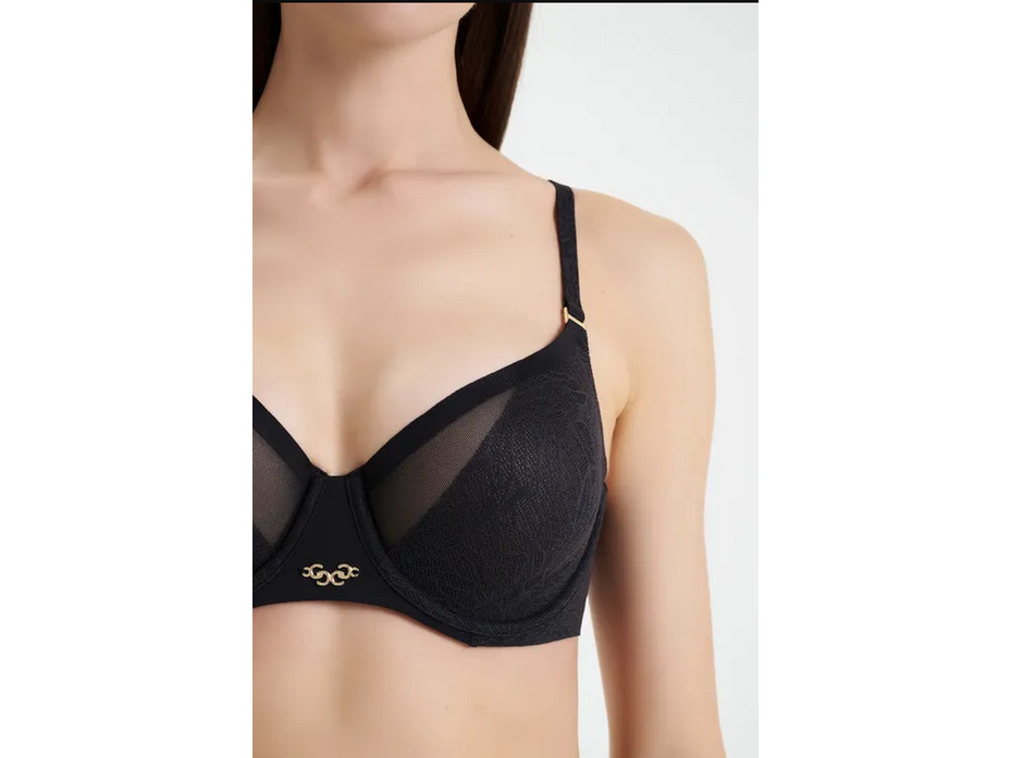 Бюстгальтер C18IM1 (011) Pure lace / Chantelle