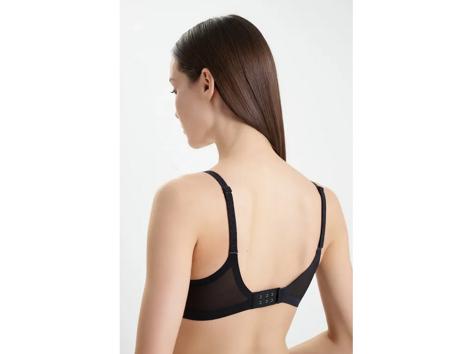 Бюстгальтер C18IM1 (011) Pure lace / Chantelle