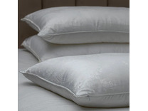 Подушка Silk pillow-2 шелк 70*70 / Retrouyt Подушка Silk pillow-2 шелк 70*70 / Retrouyt