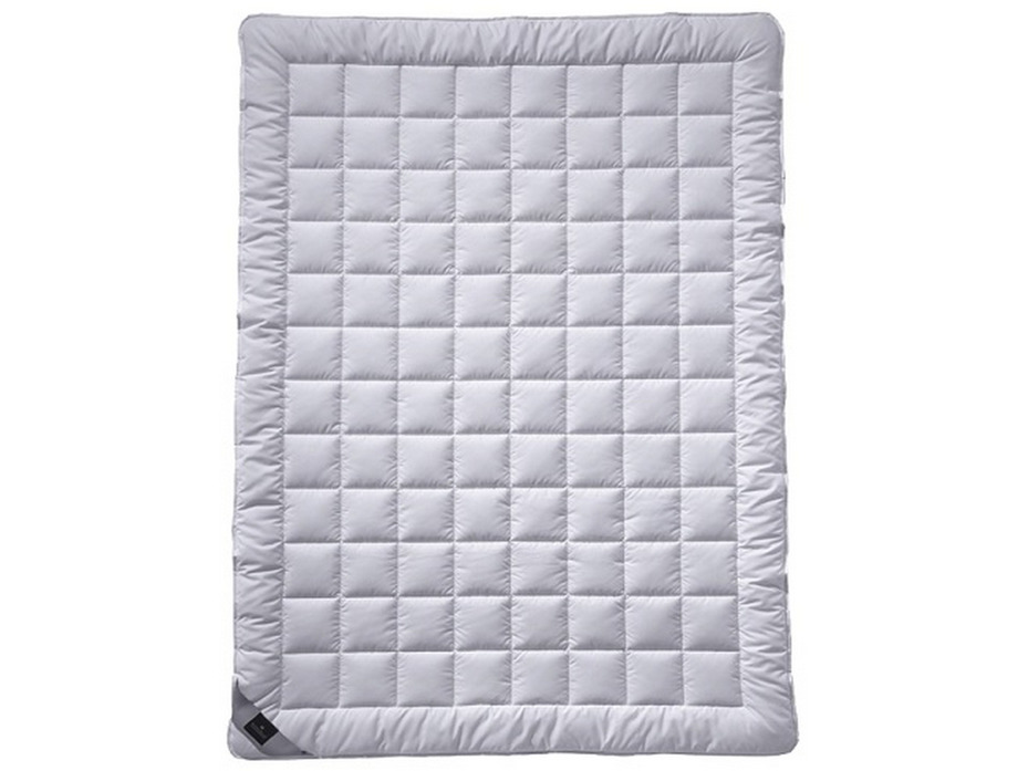 Одеяло Sari Superlight тусса-шелк 200*220 / Billerbeck