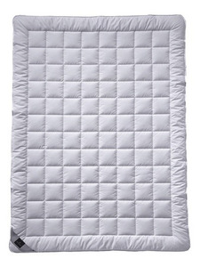 Одеяло Sari Superlight тусса-шелк 200*220 / Billerbeck