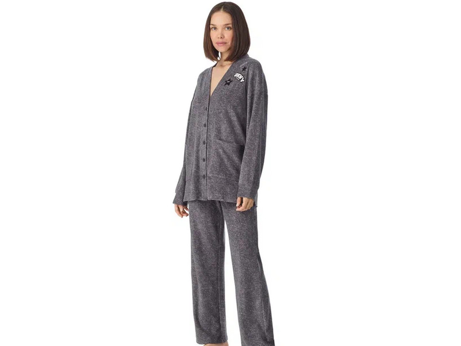 Костюм женский, свитер и брюки YI00130 (036) Dont Knock New York / DKNY Костюм женский, свитер и брюки YI00130 (036) Dont Knock New York / DKNY