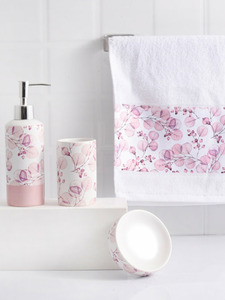 Набор аксессуаров для ванной с полотенцем Sakura 4 предмета / Arya